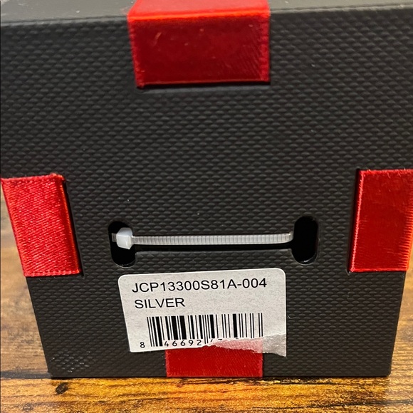 American Exchange Silver Watch with Mesh Strap - Picture 5 of 5